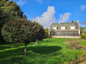 Maison 10 pièces 257 m²