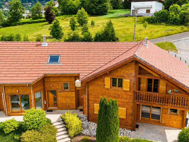 Maison 10 pièces 254 m²