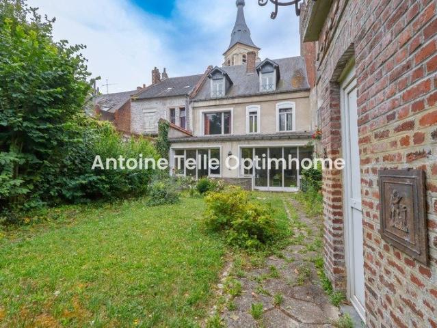 Maison 10 pièces 254 m²
