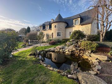 Maison 10 pièces 255 m²