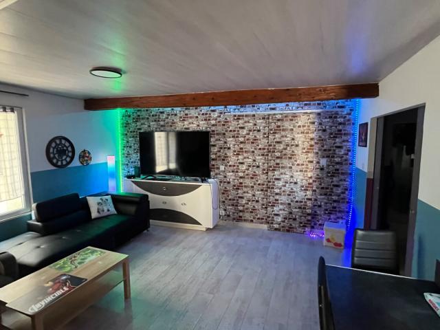 Maison 10 pièces 255 m²