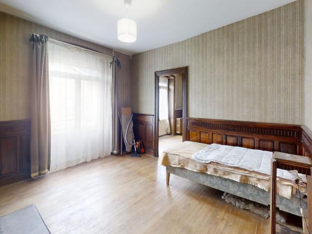 Maison 10 pièces 255 m²