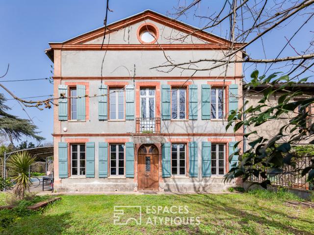 Maison 10 pièces 256 m²