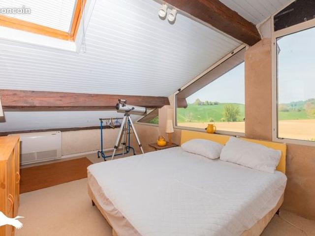 Maison 10 pièces 256 m²