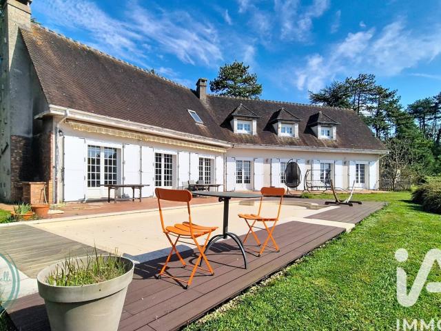Maison 10 pièces 258 m²