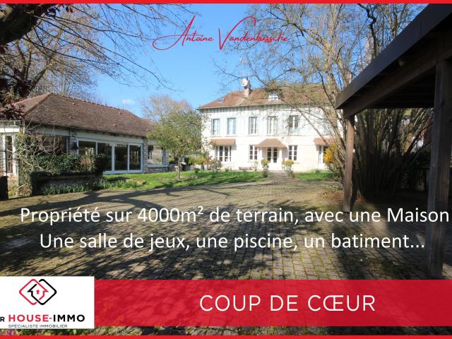 Maison 10 pièces 258 m²
