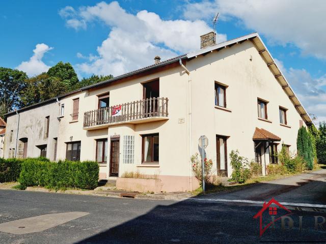 Maison 10 pièces 258 m²