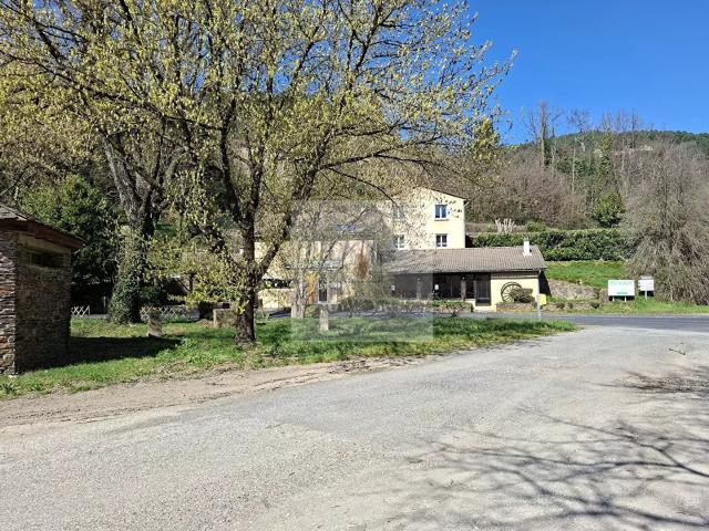 Maison 10 pièces 263 m²