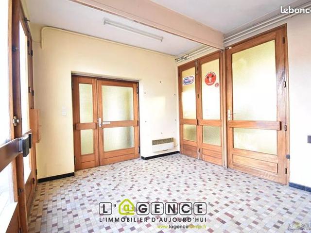 Maison 10 pièces 260 m²