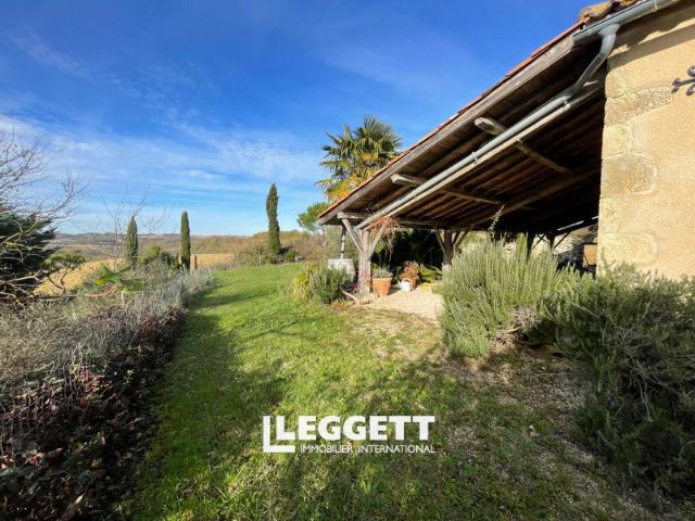 Maison 10 pièces 260 m²