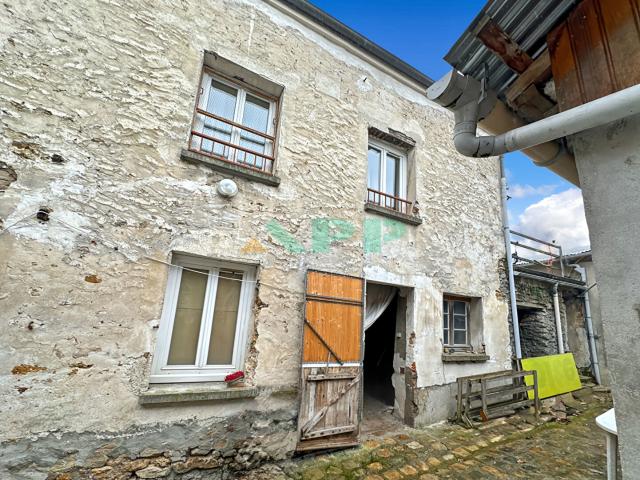 Maison 10 pièces 260 m²