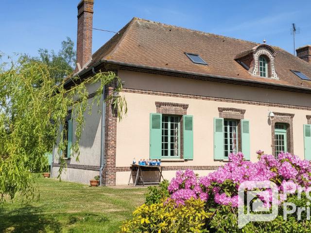 Maison 10 pièces 260 m²