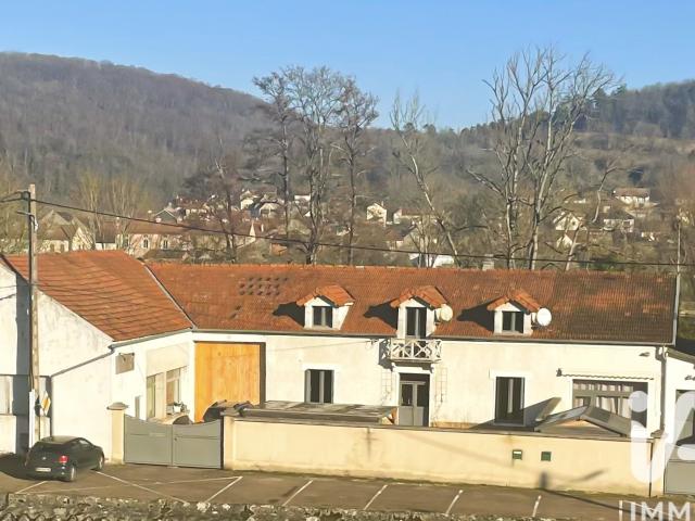 Maison 10 pièces 260 m²