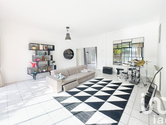 Maison 10 pièces 262 m²