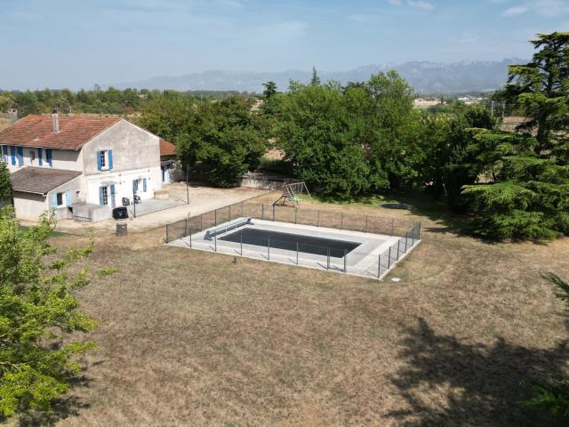 Maison 10 pièces 262 m²