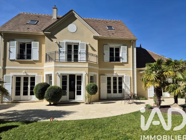 Maison 10 pièces 262 m²