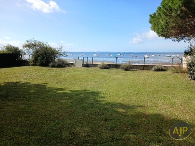 Maison 10 pièces 262 m²
