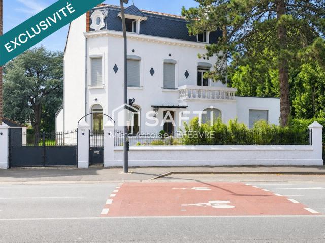 Maison 10 pièces 262 m²