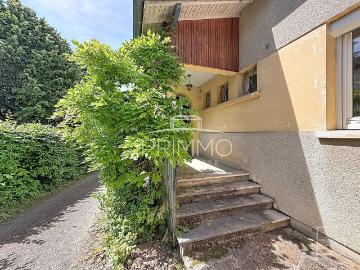 Maison 10 pièces 264 m²