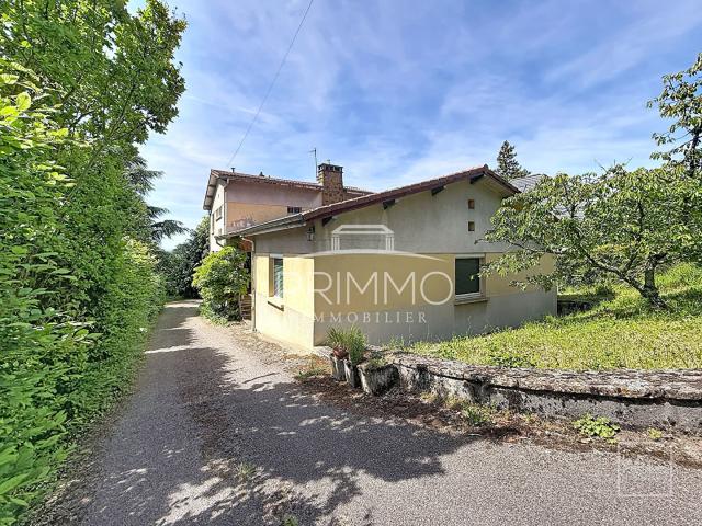Maison 10 pièces 264 m²