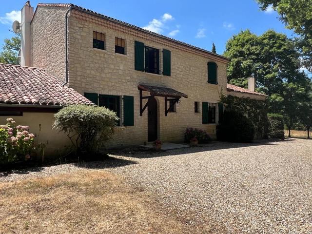 Maison 10 pièces 265 m² VERRIERES !