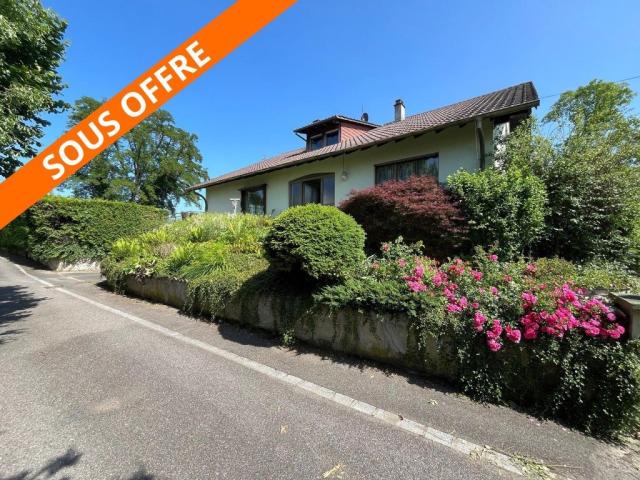 Maison 10 pièces 265 m²