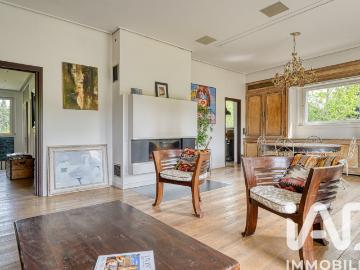 Maison 10 pièces 266 m²