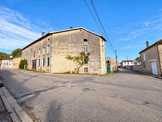 Maison 10 pièces 268 m²
