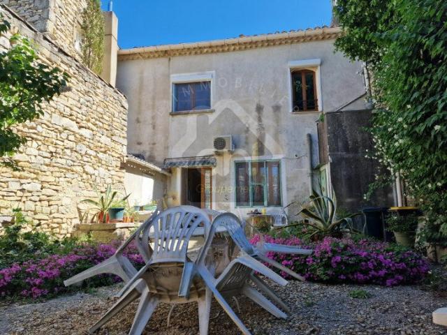 Maison 10 pièces 269 m²