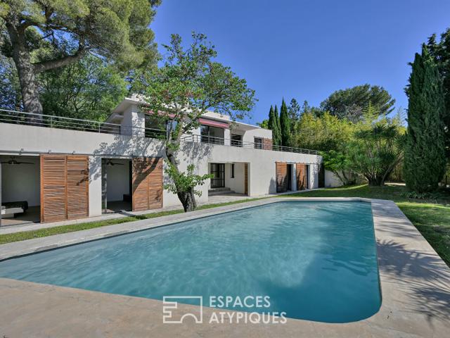 Maison 10 pièces 273 m²