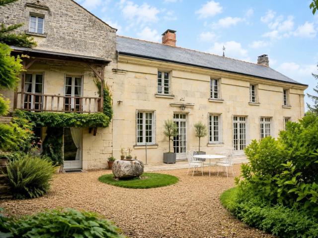 Maison 10 pièces 270 m²
