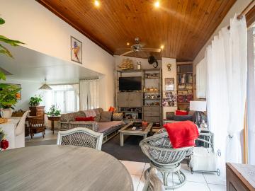 Maison 10 pièces 270 m²