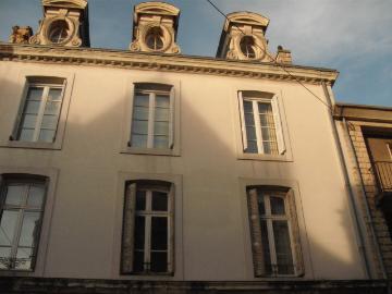 Maison 10 pièces 320 m²