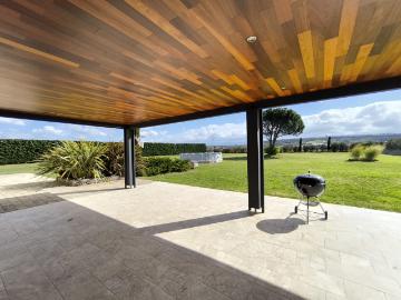 Maison 10 pièces 270 m²