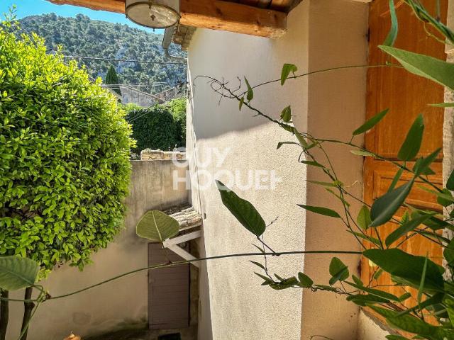 Maison 10 pièces 270 m²