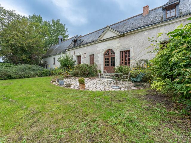 Maison 10 pièces 270 m²