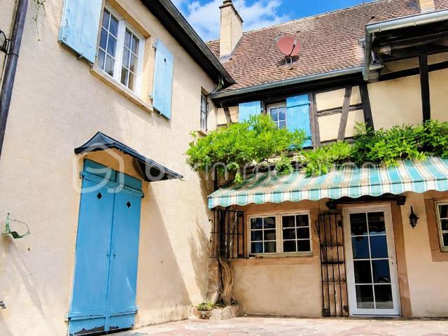 Maison 10 pièces 270 m²