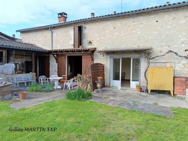 Maison 10 pièces 271 m²