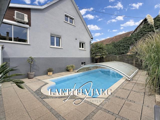 Maison 10 pièces 272 m²