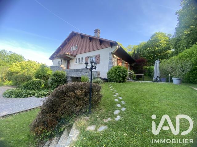 Maison 10 pièces 275 m²