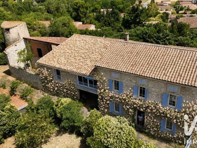 Maison 10 pièces 275 m²