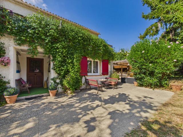 Maison 10 pièces 276 m²