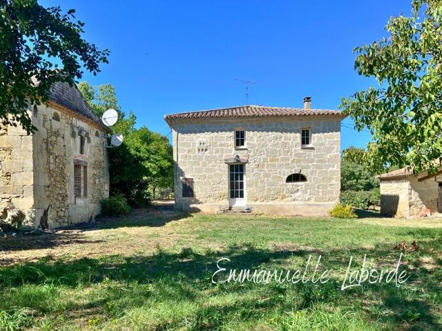Maison 10 pièces 276 m²