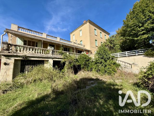 Maison 10 pièces 276 m²