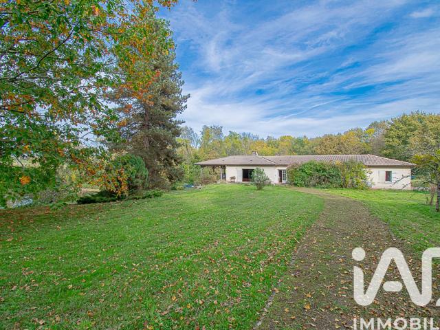 Maison 10 pièces 278 m²