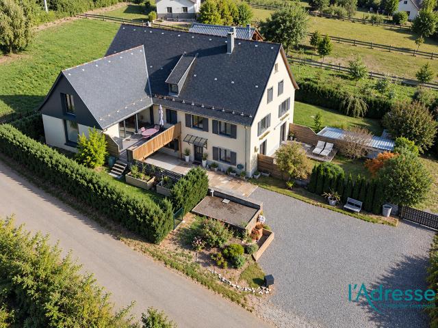 Maison 10 pièces 283 m²