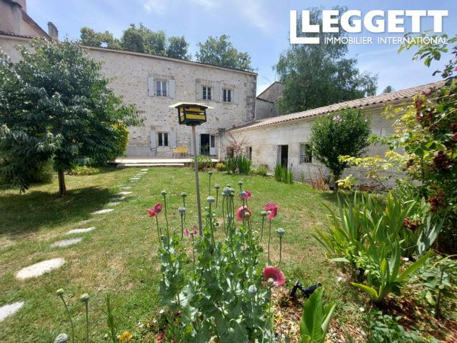 Maison 10 pièces 280 m²
