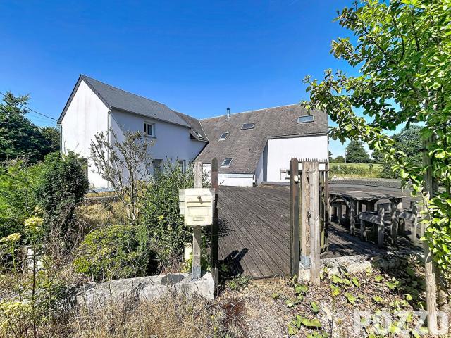 Maison 10 pièces 280 m²