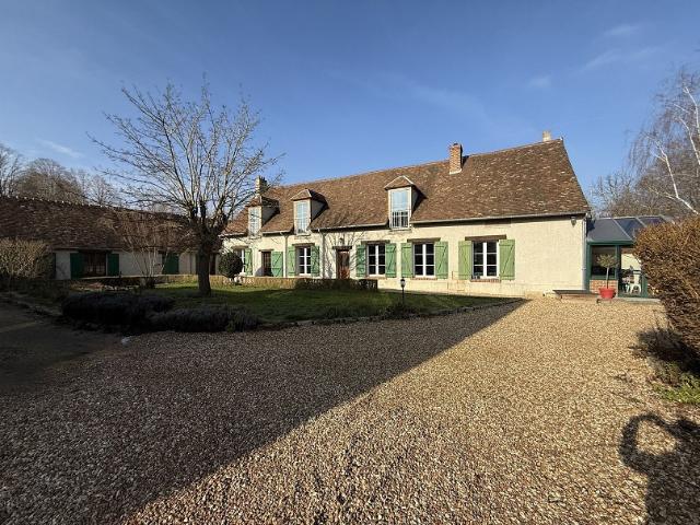 Maison 10 pièces 280 m²