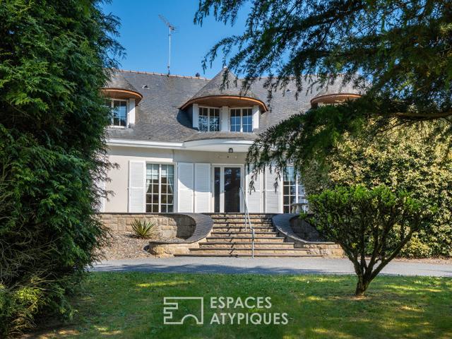 Maison 10 pièces 280 m²